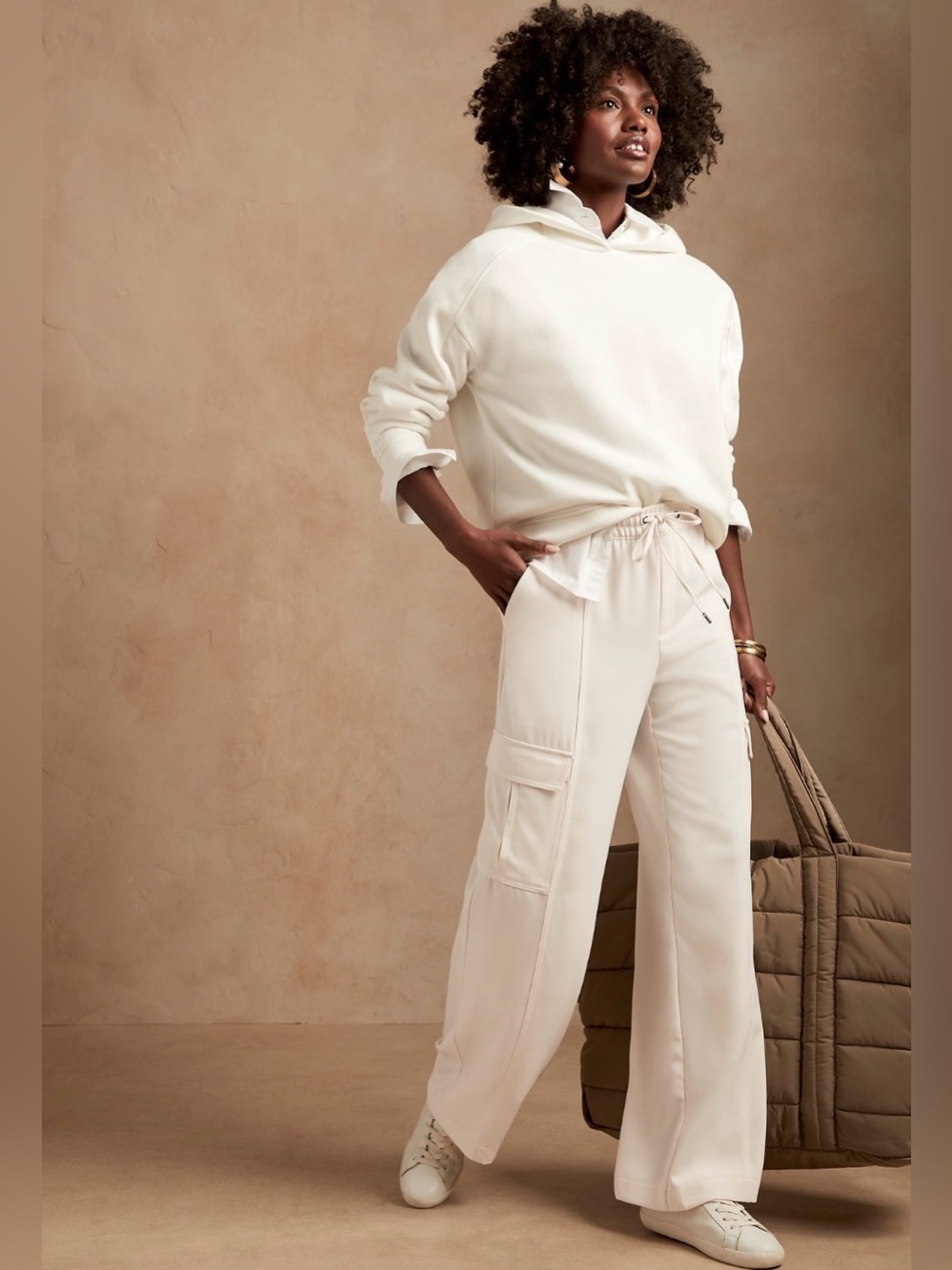 Banana Republic Cream Flowy Wide-Leg Cargo Trousers